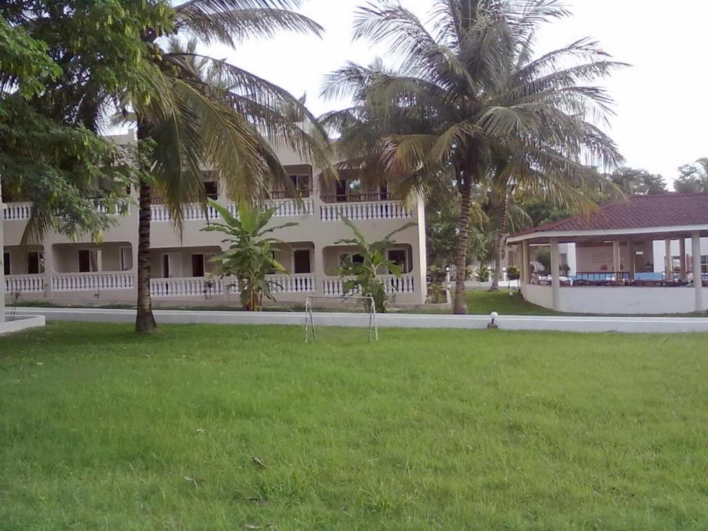 Mansea Beach Hotel Kololi Kültér fotó