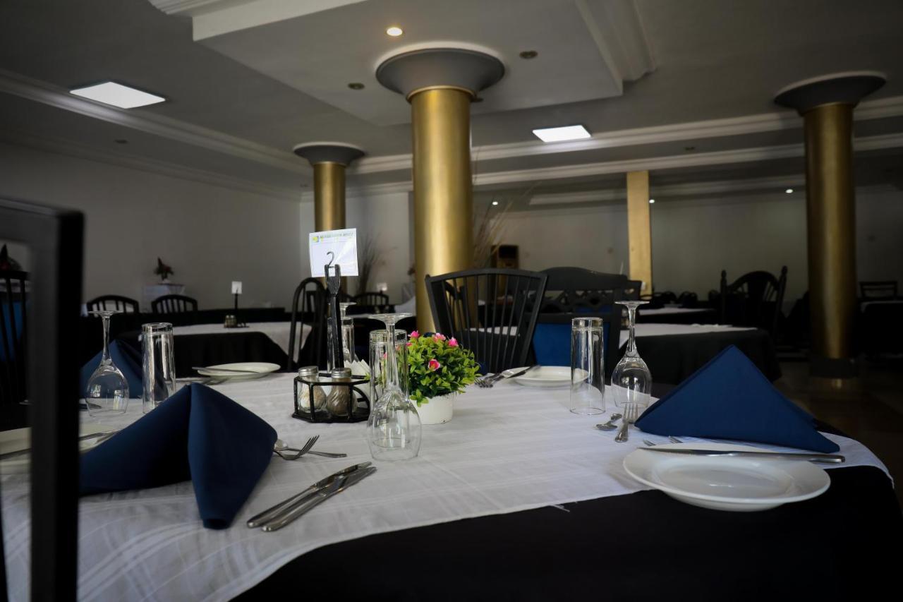 Mansea Beach Hotel Kololi Kültér fotó