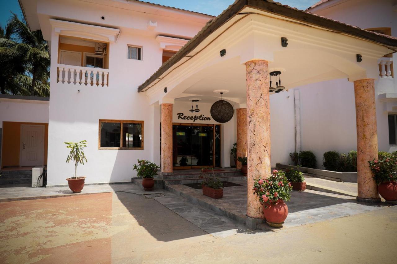 Mansea Beach Hotel Kololi Kültér fotó